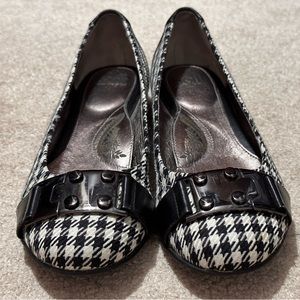 Söfft Palina Houndstooth flats size 10AA narrow